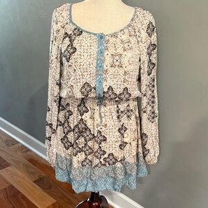 NWT Gibsonlook Boho Long Sleeve Patterned Dress with Blue Highlights